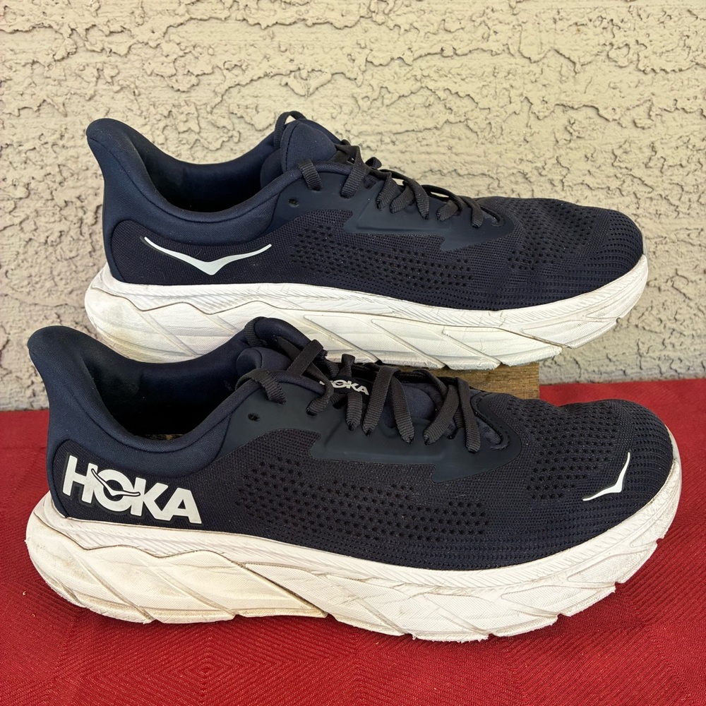 Mens HOKA ARAHI 7 size 10 Blue